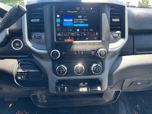 Used 2024 RAM 3500 Big Horn AWD/4WD image 15