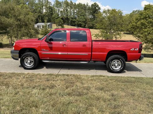 Used 2005 Chevrolet Silverado 2500 LT w/ Heavy-Duty Power Package AWD/4WD image 27