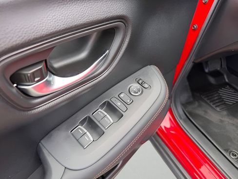 Used 2024 Honda HR-V Sport image 19