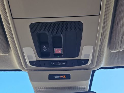 Used 2023 Honda Accord EX image 29