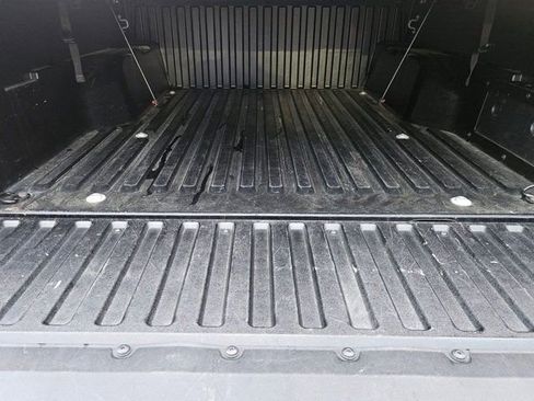 Used 2022 Toyota Tacoma SR5 w/ Technology Package AWD/4WD image 21