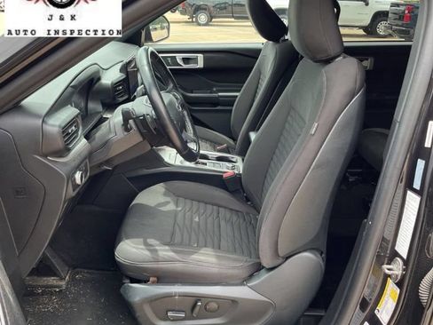 Used 2020 Ford Explorer XLT AWD/4WD image 5