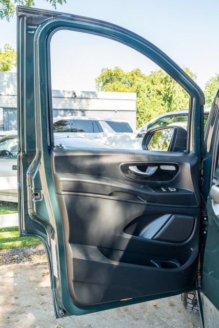Used 2021 Mercedes-Benz Metris Passenger image 17