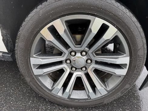 Used 2018 GMC Yukon XL Denali w/ Denali Ultimate Package AWD/4WD image 33