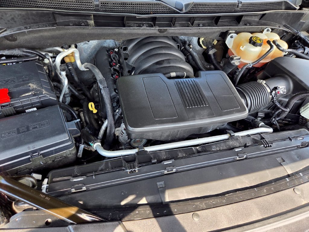 Used 2023 GMC Yukon Denali Ultimate AWD/4WD image 33