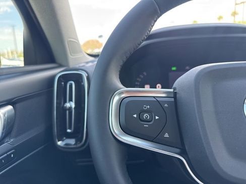 New 2026 Volvo XC40 B5 Core image 27