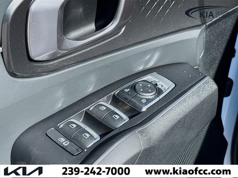 New 2026 Kia Sorento LX FWD image 22