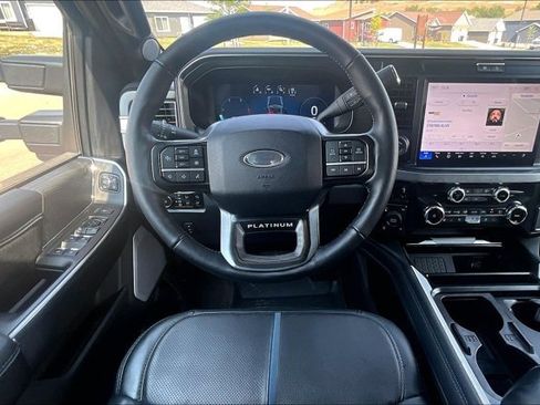 Used 2025 Ford F350 Platinum AWD/4WD image 8
