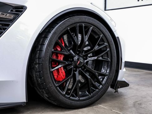 Used 2017 Chevrolet Corvette Z06 image 47