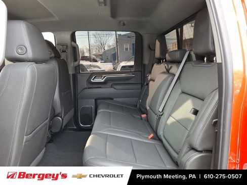 Certified 2025 Chevrolet Silverado 2500 LT w/ Leather Package image 12