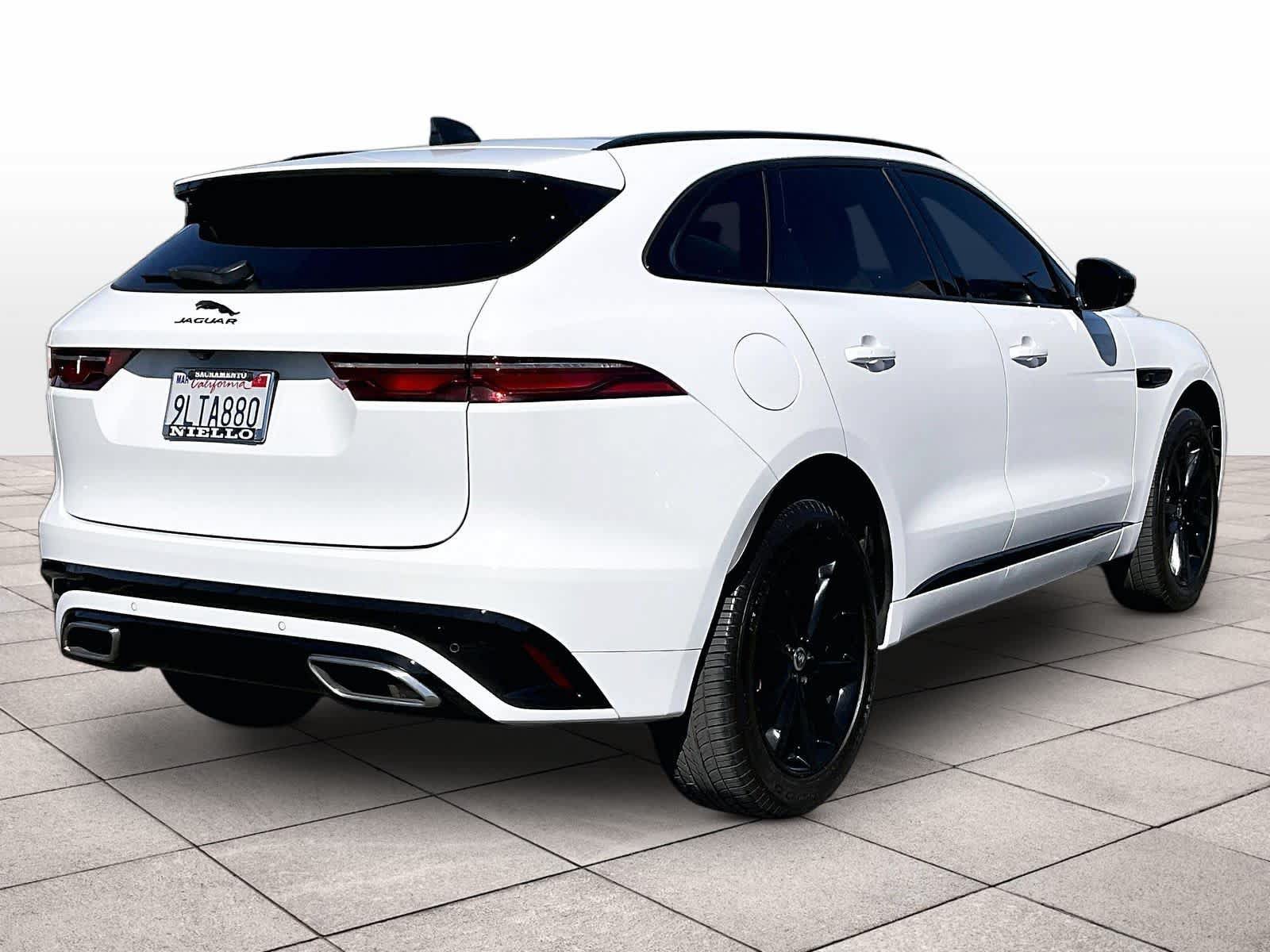 Used 2024 Jaguar F-PACE R-Dynamic S AWD/4WD image 15