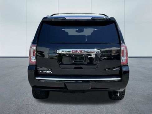 Used 2019 GMC Yukon Denali w/ Open Road Package AWD/4WD image 10
