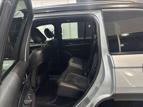 Used 2022 Jeep Grand Cherokee Trailhawk AWD/4WD image 33