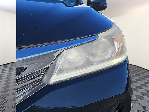 Used 2016 Honda Accord EX-L image 8