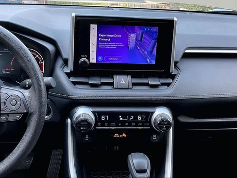 Certified 2025 Toyota RAV4 XLE AWD/4WD image 7