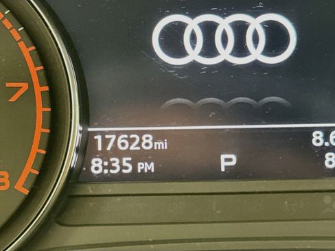 Used 2023 Audi Q5 2.0T Premium w/ Convenience Package AWD/4WD image 19