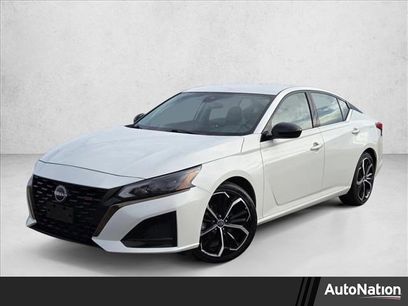 Used 2023 Nissan Altima 2.5 SR