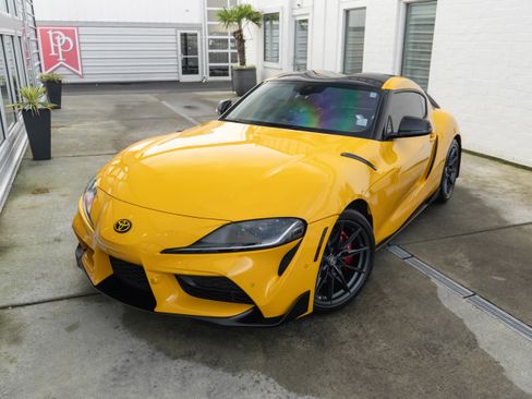 Used 2023 Toyota Supra image 3