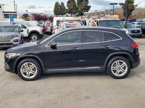 Used 2021 Mercedes-Benz GLA 250 4MATIC image 7