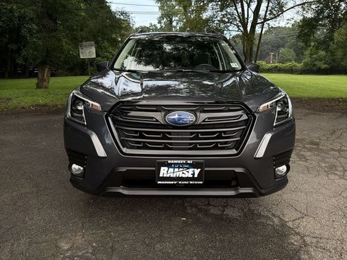 Certified 2023 Subaru Forester Premium AWD/4WD image 3