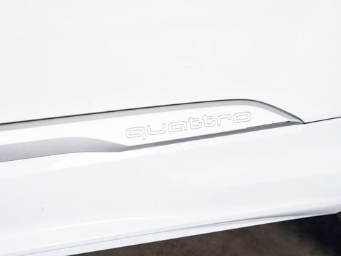 Used 2021 Audi Q7 2.0T Premium Plus w/ Executive Package image 23