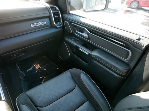 Used 2021 RAM 1500 Laramie image 11