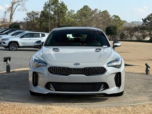 Used 2020 Kia Stinger GT1 image 2