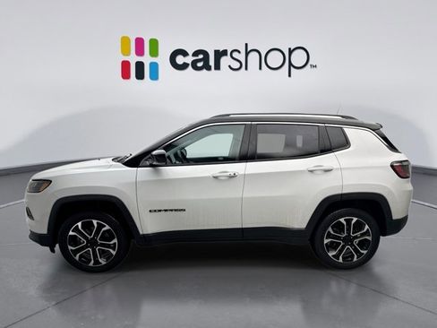 Used 2022 Jeep Compass Limited w/ Sun and Sound Group image 2