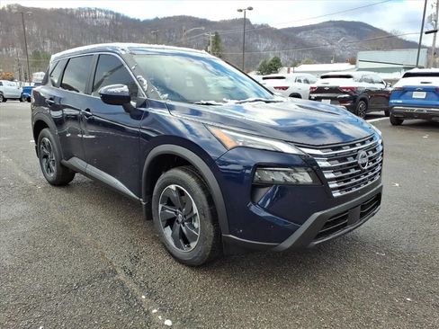 Used 2026 Nissan Rogue SV image 7