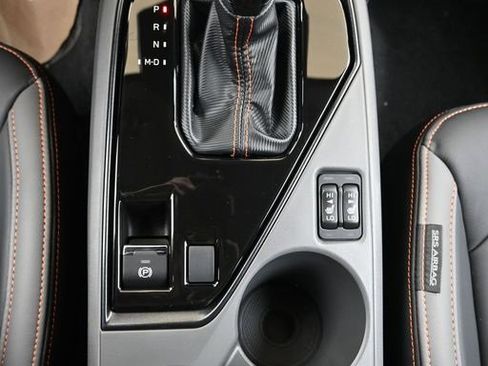 New 2025 Subaru Crosstrek 2.5i Limited w/ Crosstrek Mirror Package image 34