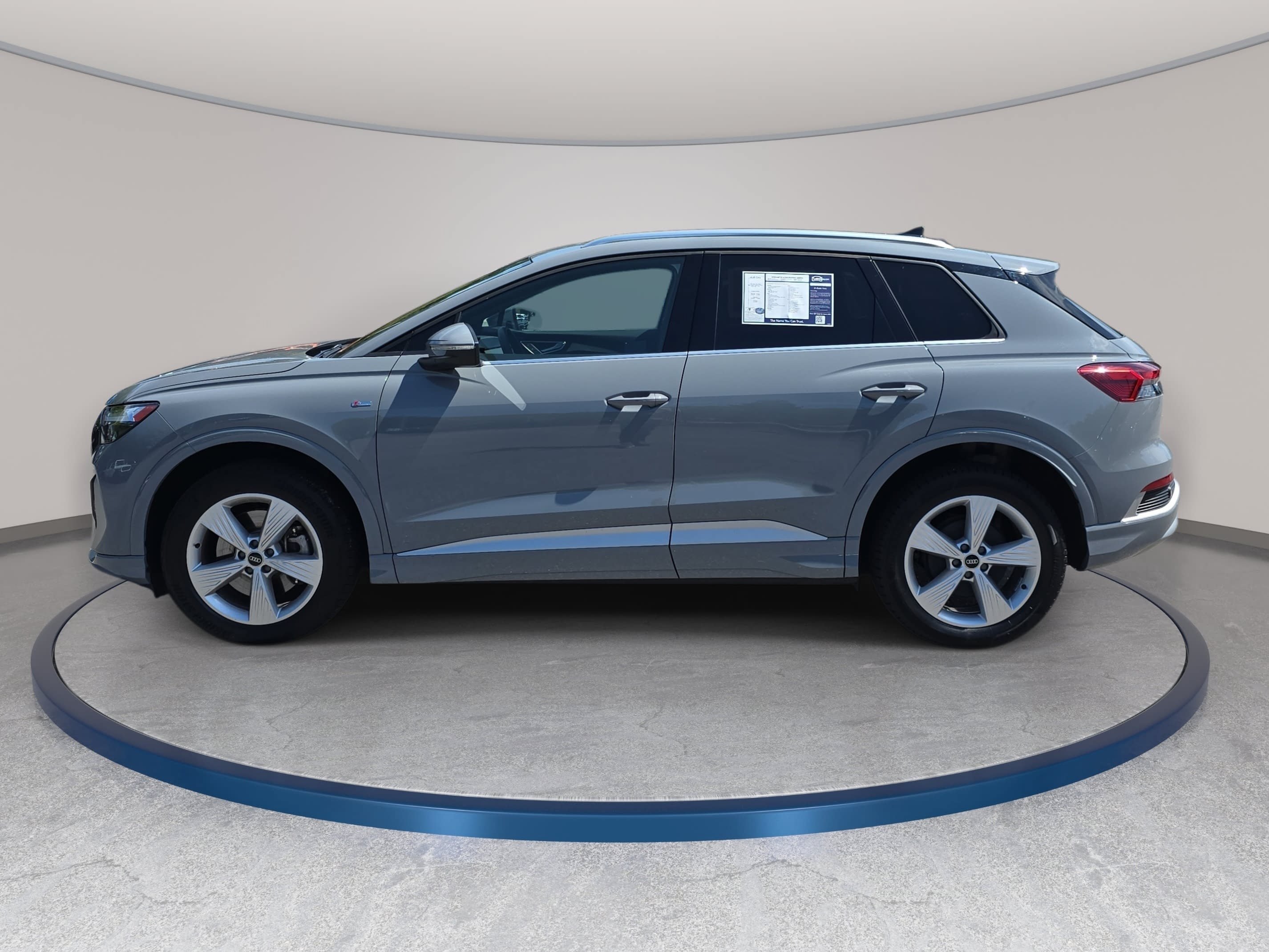 Used 2023 Audi Q4 e-tron Premium w/ Convenience Package AWD/4WD image 8