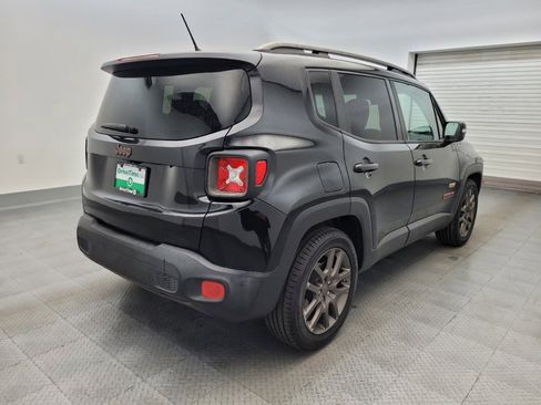 Used 2016 Jeep Renegade 75th Anniversary FWD image 9