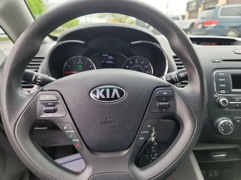 Used 2015 Kia Forte LX FWD image 15
