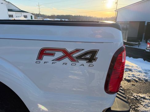 Used 2016 Ford F350 XL w/ Power Equipment Group image 15