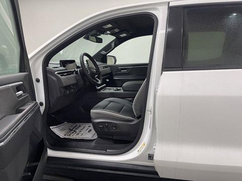 New 2026 GMC Sierra EV Elevation w/ LPO, Elevation Dark Package AWD/4WD image 7