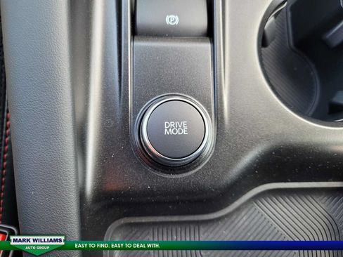 Used 2025 Ford Explorer ST AWD/4WD image 29