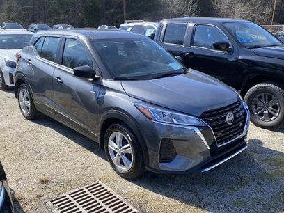 Certified 2025 Nissan Kicks Play S