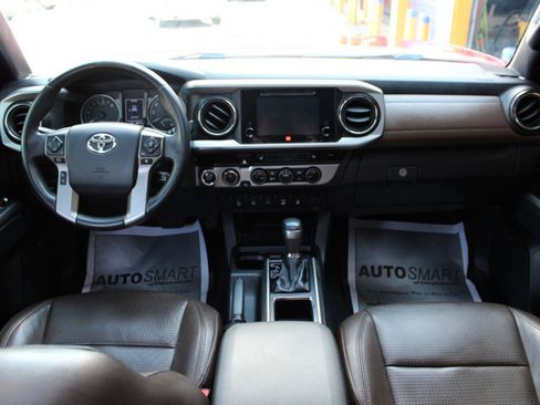 Used 2017 Toyota Tacoma Limited w/ Tow Package AWD/4WD image 41