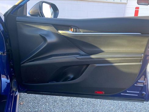 Used 2023 Toyota Camry SE image 28