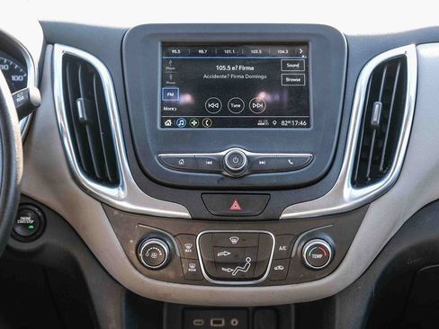 Used 2019 Chevrolet Equinox LS FWD image 14