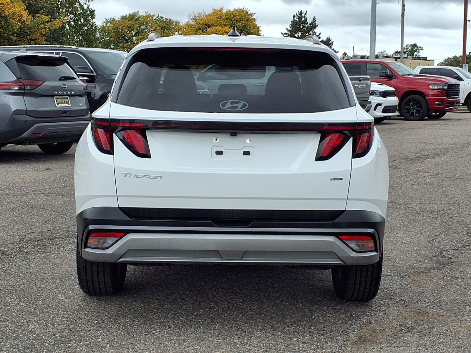 Used 2025 Hyundai Tucson SEL AWD/4WD image 22