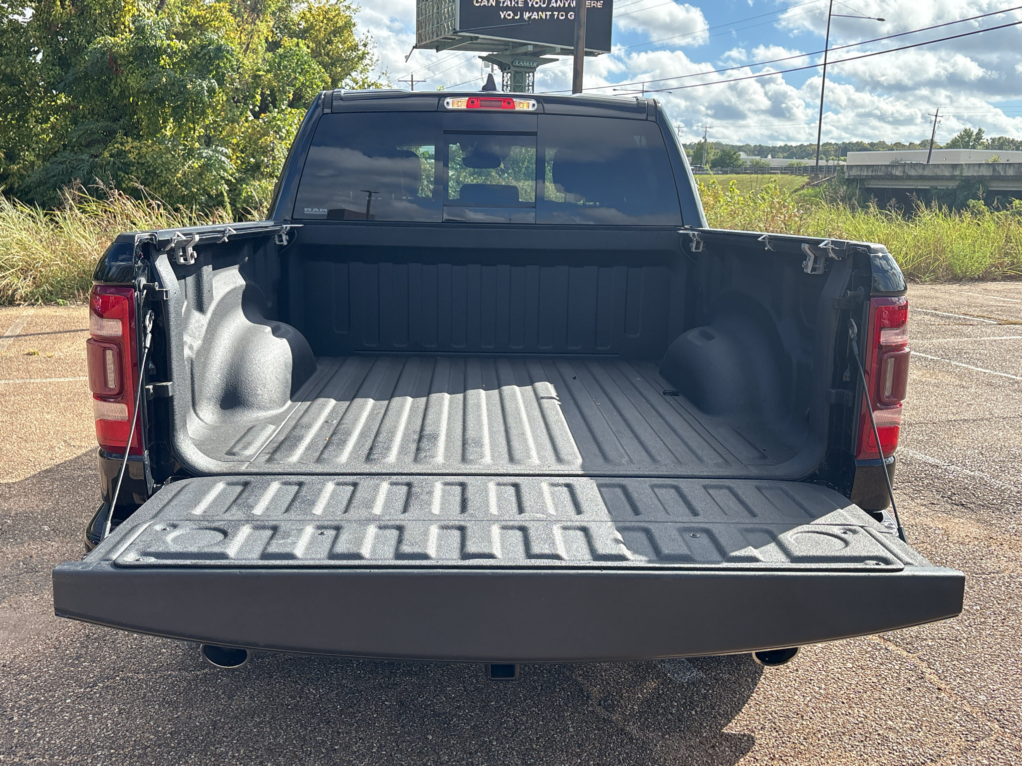 Used 2020 RAM 1500 Limited AWD/4WD image 6