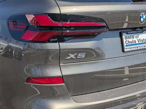 New 2026 BMW X5 sDrive40i image 24