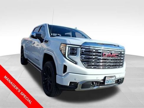 Used 2024 GMC Sierra 1500 Denali AWD/4WD image 3