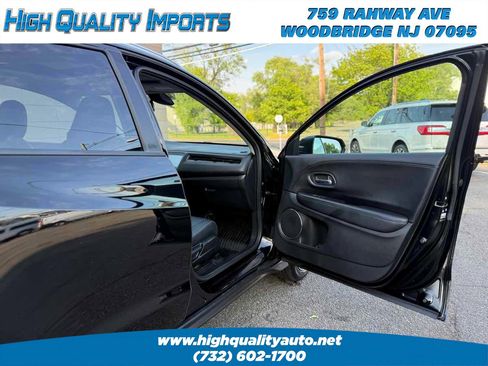 Used 2021 Honda HR-V EX-L image 22