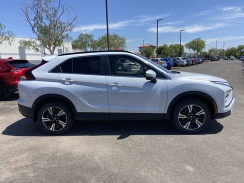New 2026 Mitsubishi Eclipse Cross SE AWD/4WD image 2