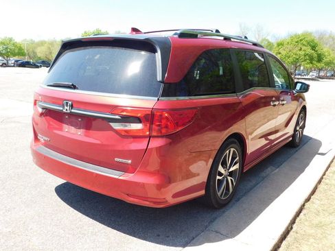 Used 2023 Honda Odyssey Touring image 4