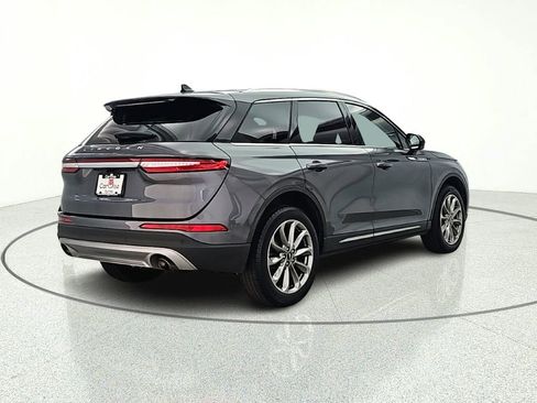 Used 2022 Lincoln Corsair AWD w/ Premium Package image 7