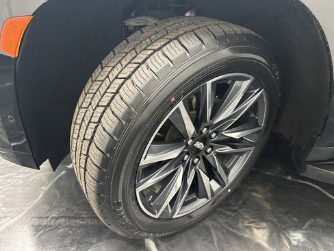 Used 2021 Cadillac Escalade Sport w/ LPO, Illumination Package image 35