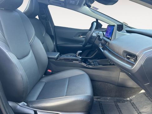 Used 2025 Toyota Prius AWD image 10